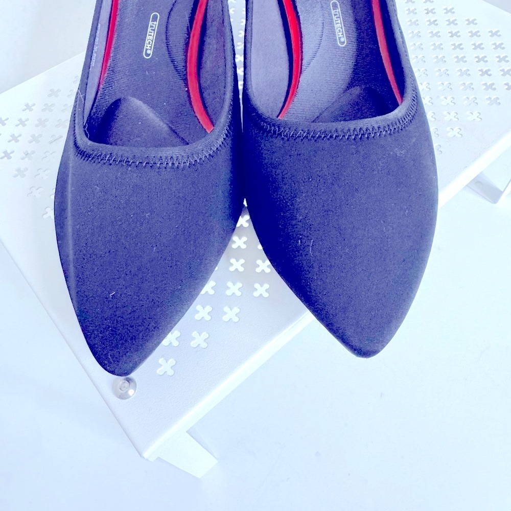 Rockport Women's Size 10 Black Kitty Heels Slip On Cushioned Insole Pointy Toe - Picture 5 of 7